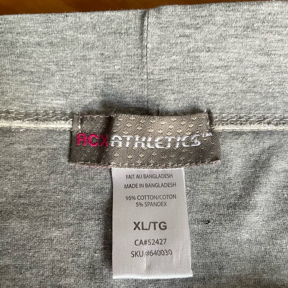 ACX Athletics mini skirt - Picture 2 of 3